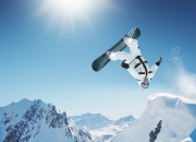 熊猫直播APP-双城记，当英超争冠焦点战遇上广东德比，体育之夜的交响