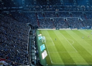 熊猫世界杯2026-赛道之外，当F1争冠焦点遇上世界杯的秘鲁式防守